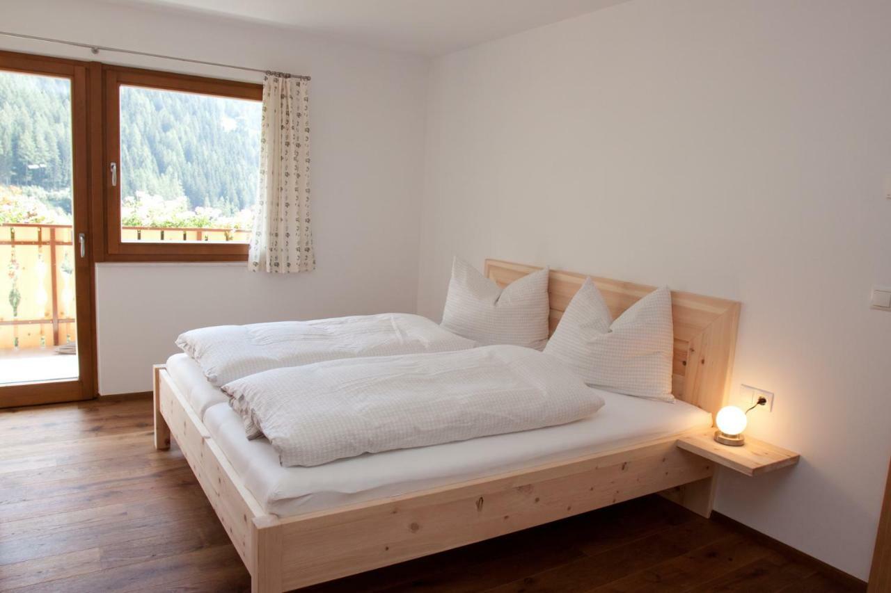 Appartement Schweinsteghof Urlaub Auf Dem Bauernhof à Sarentino Extérieur photo
