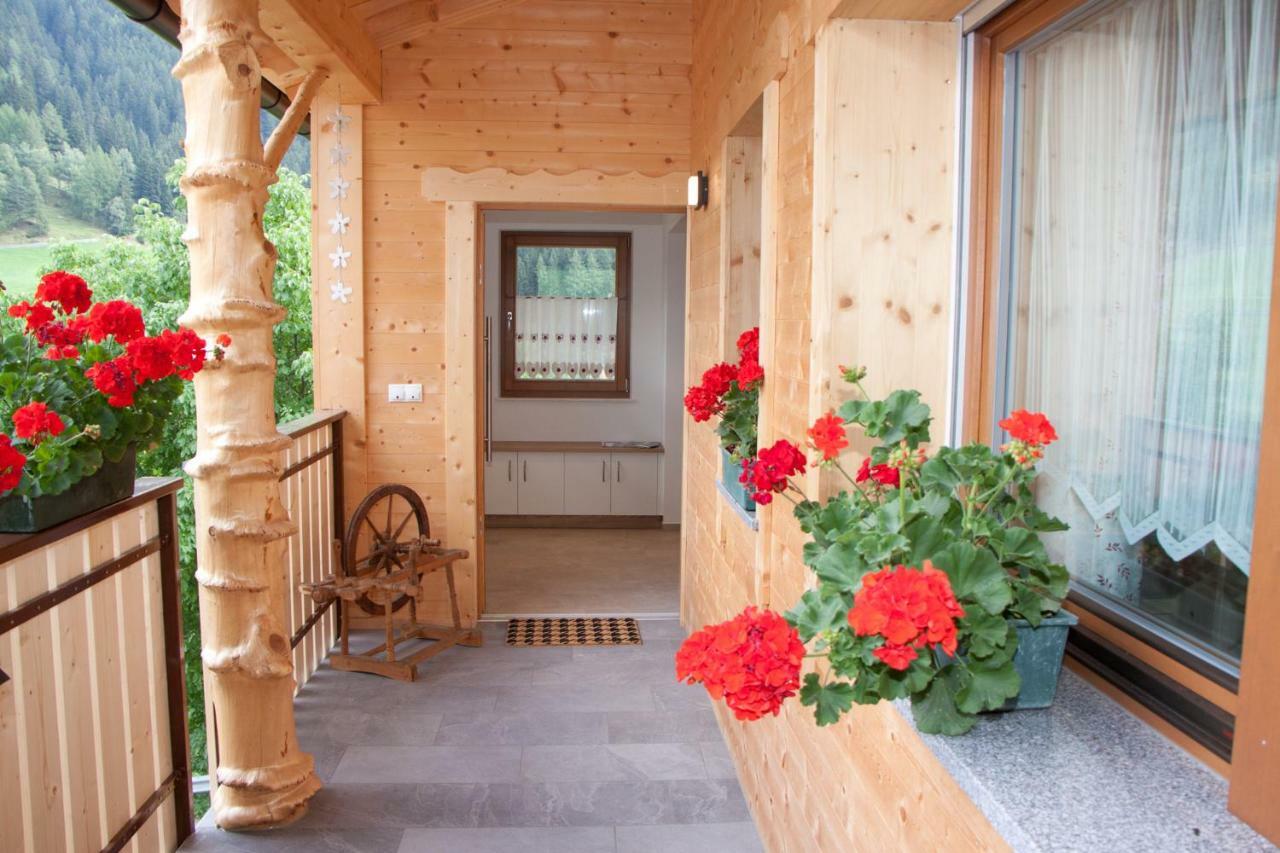 Appartement Schweinsteghof Urlaub Auf Dem Bauernhof à Sarentino Extérieur photo
