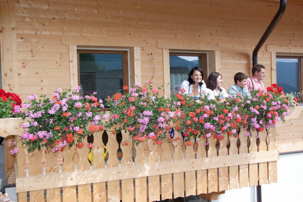 Appartement Schweinsteghof Urlaub Auf Dem Bauernhof à Sarentino Extérieur photo