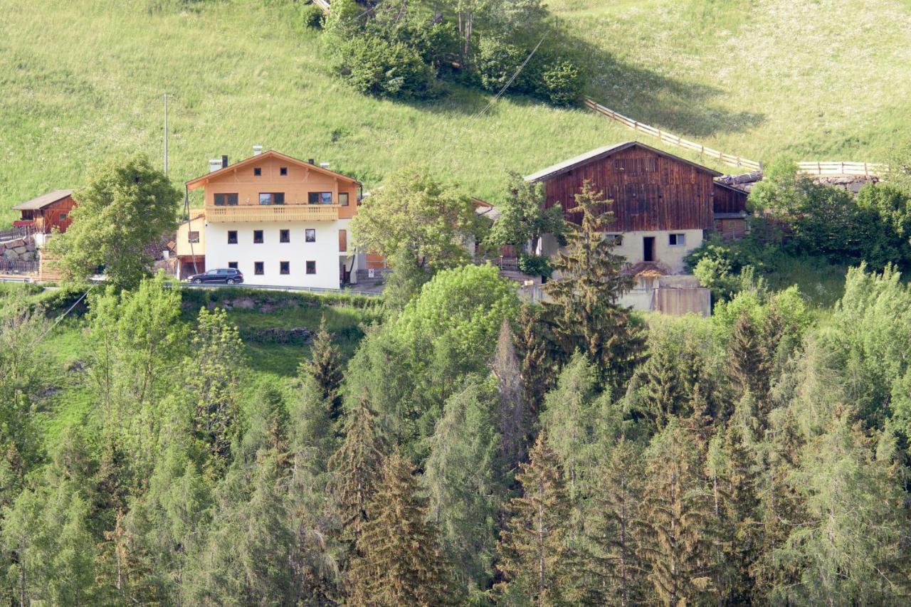 Appartement Schweinsteghof Urlaub Auf Dem Bauernhof à Sarentino Extérieur photo